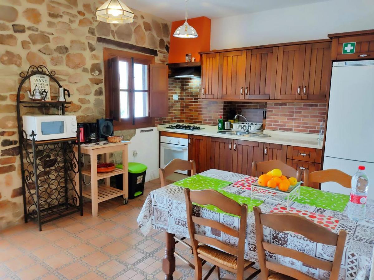 מונטקורטו Villa Huerta Nacimiento מראה חיצוני תמונה